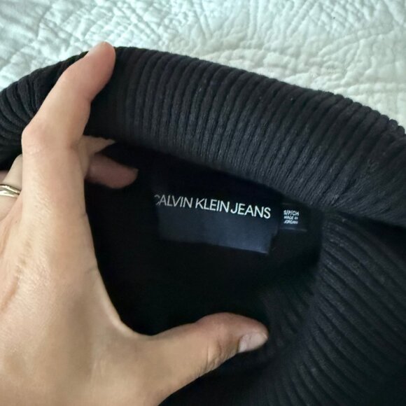 Calvin Klein Women turtle neck size S - Picture 2 of 2